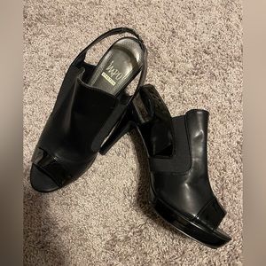 IMPO peep toe shoe